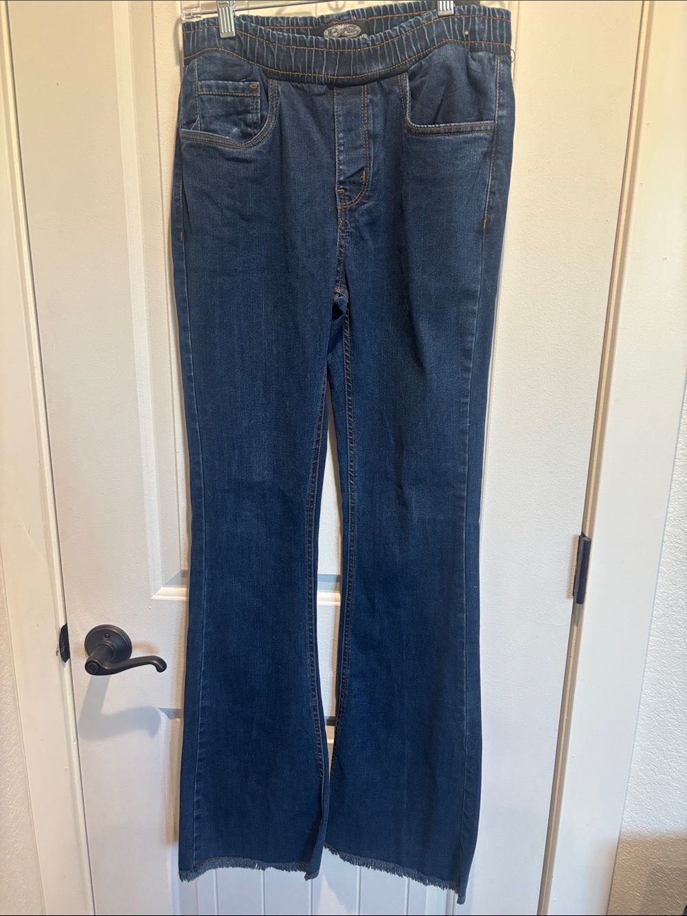 Women's Flare Denim Jeans in Dark Blue